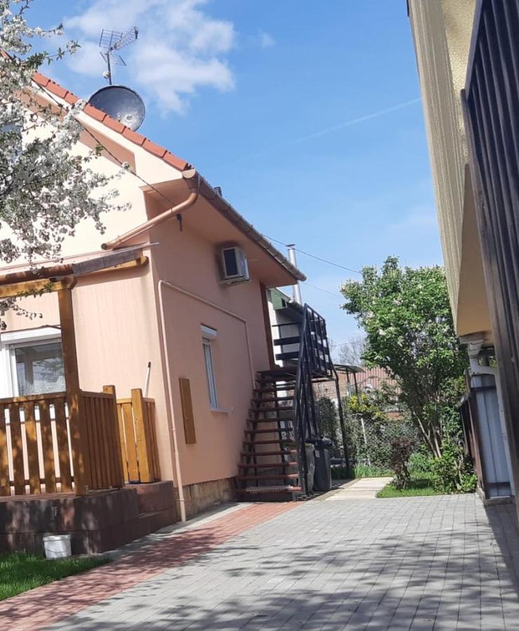 Rozsa Apartment Hajduszoboszlo Exterior photo